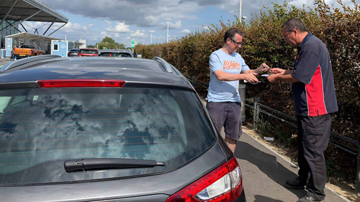 airport valet parking etiquette